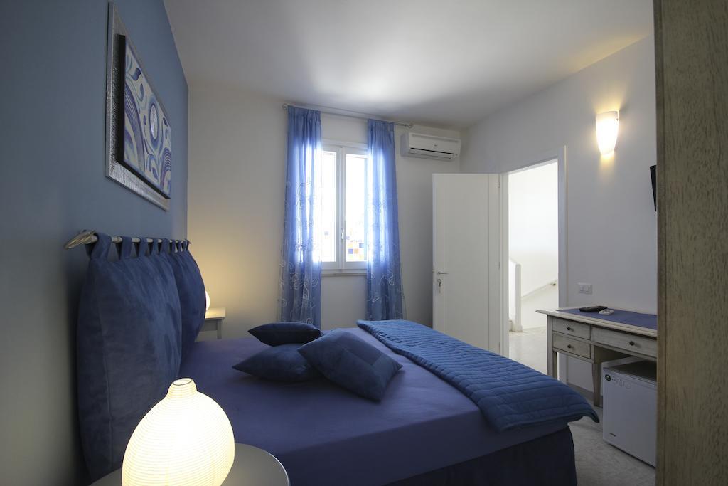 B&B Villa Genny A Pochi Passi Dal Mare Сан-Катальдо Номер фото