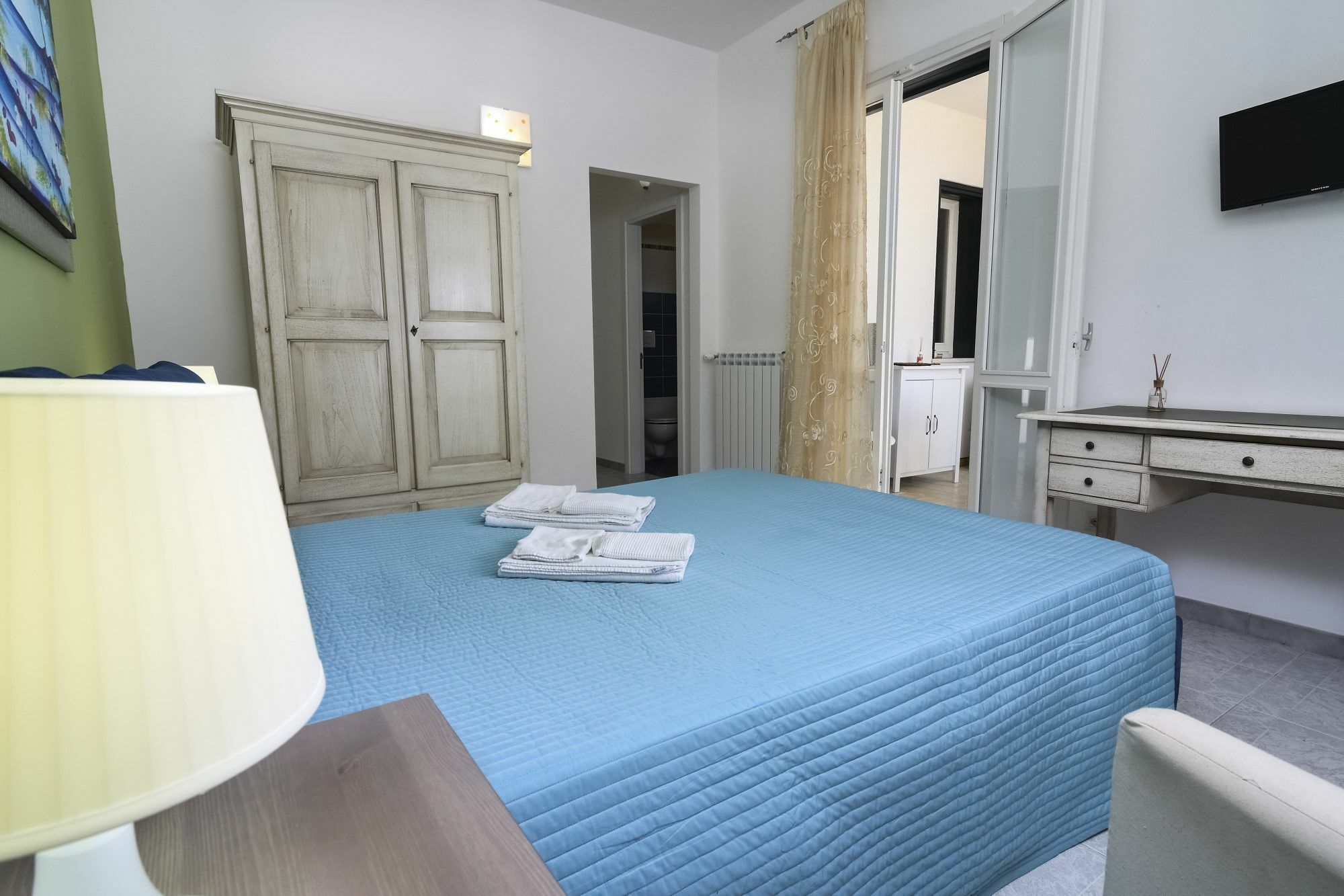 B&B Villa Genny A Pochi Passi Dal Mare Сан-Катальдо Экстерьер фото